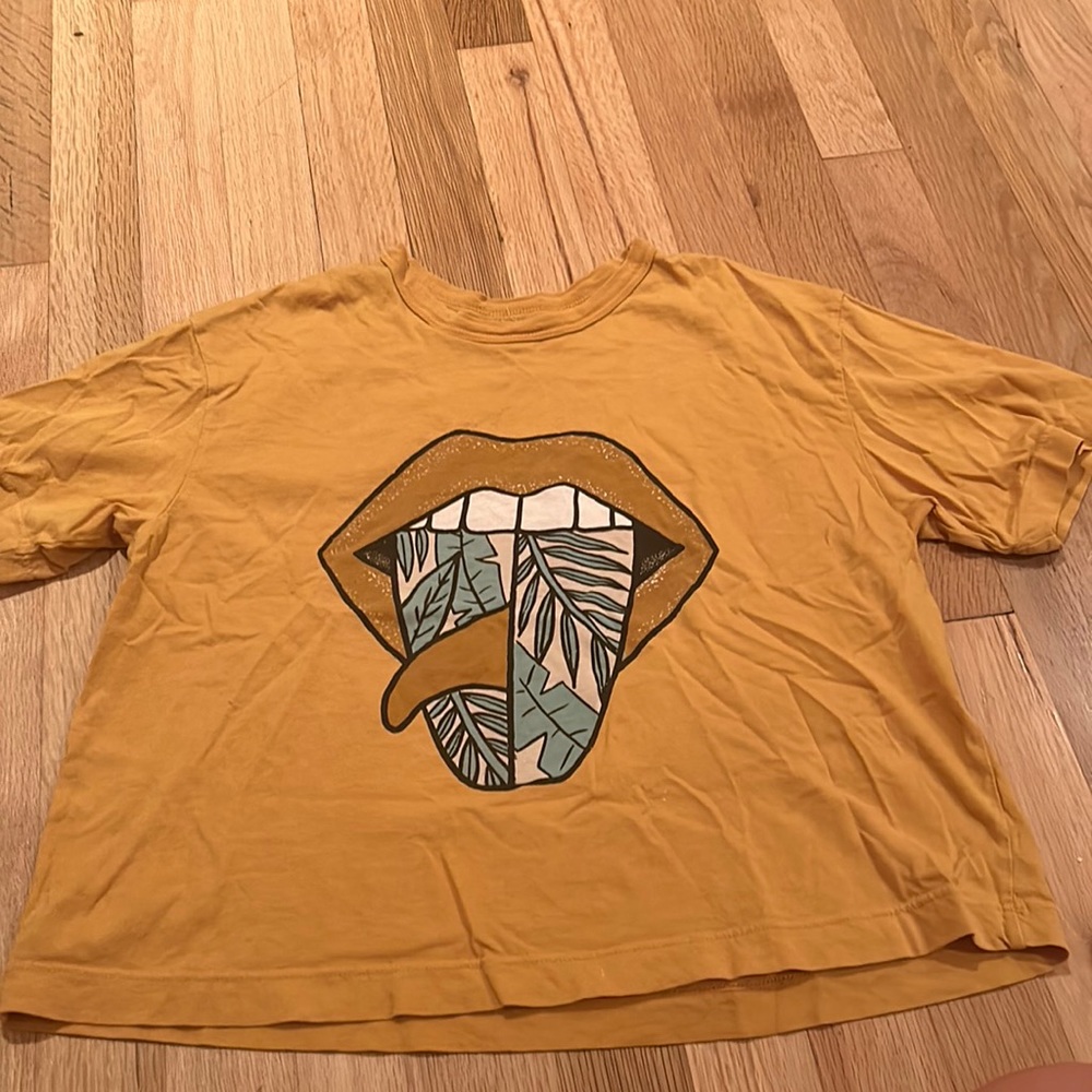 T-shirt